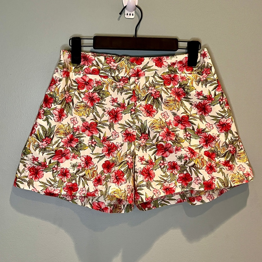 Ralph Lauren Floral Women's Shorts - Size Medium